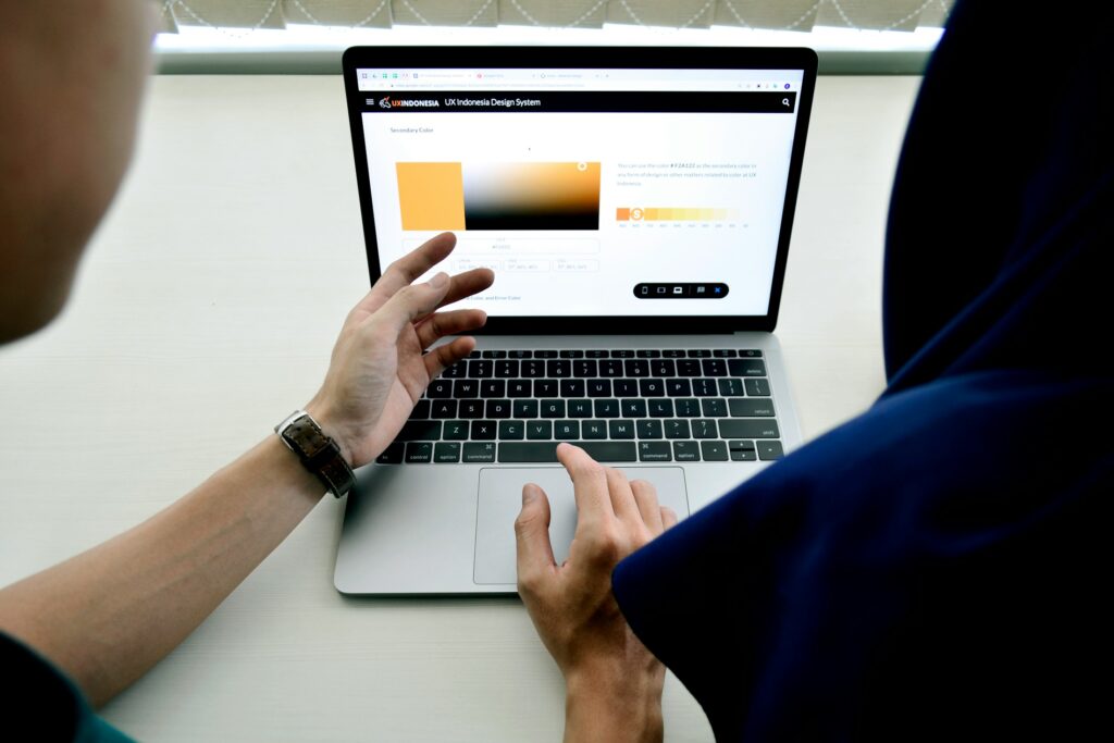 Symbolbild kreative Arbeit, Urheberrecht bei Design und Text